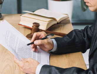 Признать порок основания власти РФ