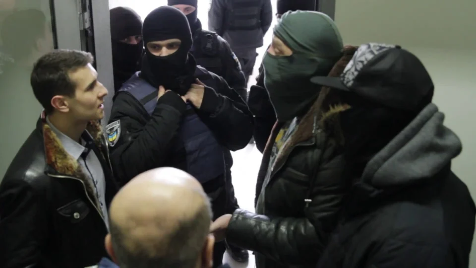 Участие силовых структур РФ в рейдерских захватах